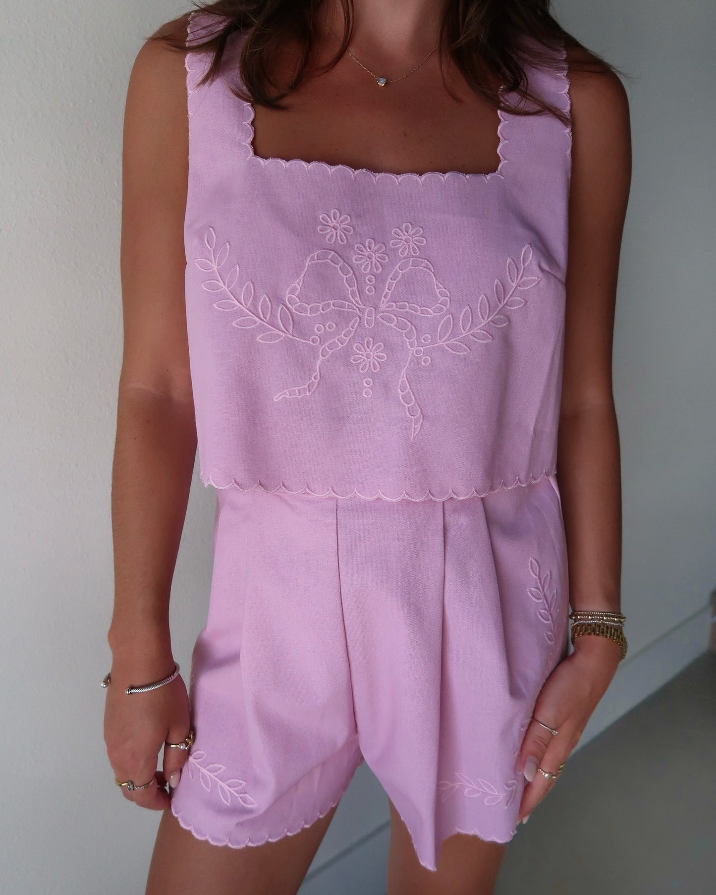 Blush Scallop Set