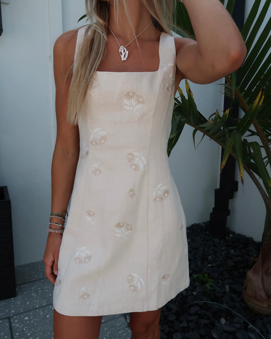 Blooming Shores Mini
