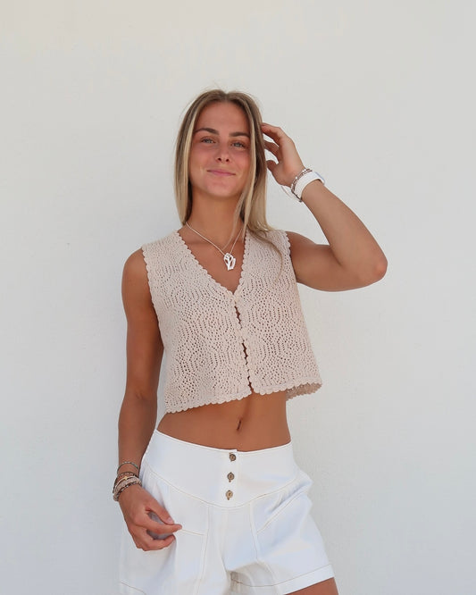 Shores Crop